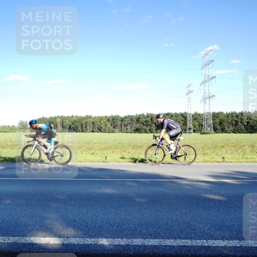 07.09.2025 - 19. Norderstedt Triathlon Michael Burmester http://msf.ph/oto/8853627 07.09.2025 16:04:26 Radfahren 493, 544 meine-sportfotos.de