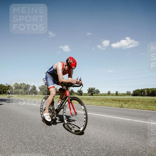 07.09.2025 - 19. Norderstedt Triathlon Michael Burmester http://msf.ph/oto/8853628 07.09.2025 14:48:56 Radfahren 465, 908, 1510 meine-sportfotos.de
