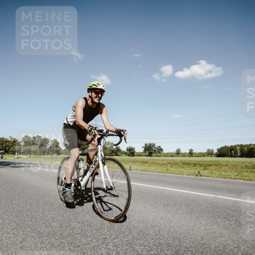 07.09.2025 - 19. Norderstedt Triathlon Michael Burmester http://msf.ph/oto/8853649 07.09.2025 14:49:11 Radfahren 1471 meine-sportfotos.de