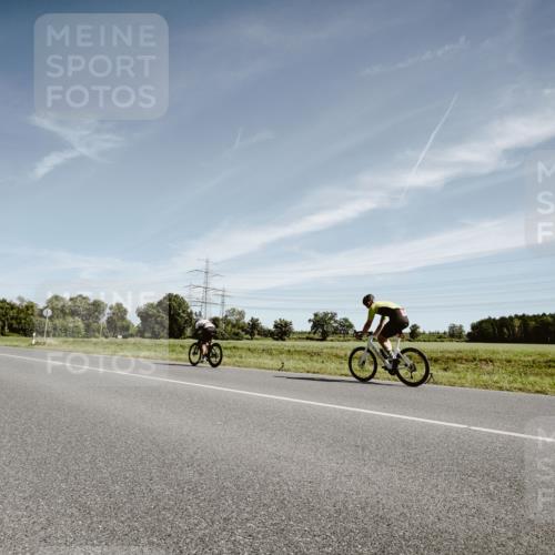 07.09.2025 - 19. Norderstedt Triathlon Michael Burmester http://msf.ph/oto/8853651 07.09.2025 11:52:23 Radfahren 184 meine-sportfotos.de