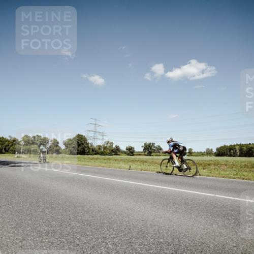 07.09.2025 - 19. Norderstedt Triathlon Michael Burmester http://msf.ph/oto/8853674 07.09.2025 14:49:31 Radfahren 398, 1430 meine-sportfotos.de