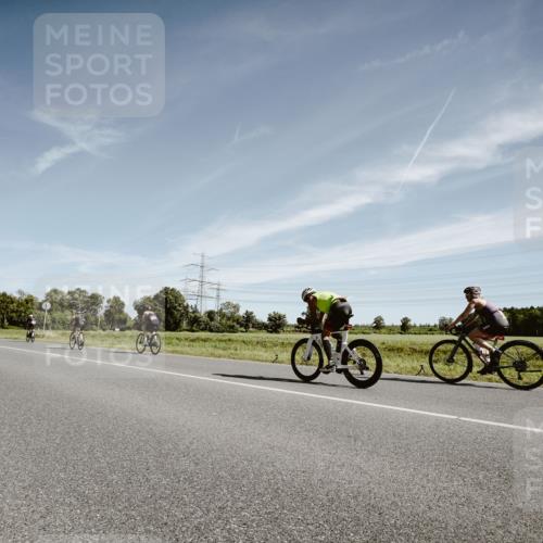 07.09.2025 - 19. Norderstedt Triathlon Michael Burmester http://msf.ph/oto/8853679 07.09.2025 11:52:34 Radfahren 729 meine-sportfotos.de