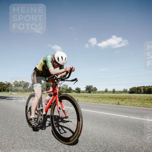 07.09.2025 - 19. Norderstedt Triathlon Michael Burmester http://msf.ph/oto/8853681 07.09.2025 14:49:38 Radfahren 900, 970, 1465, 1484, 1507 meine-sportfotos.de