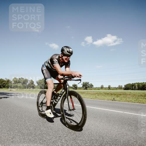 07.09.2025 - 19. Norderstedt Triathlon Michael Burmester http://msf.ph/oto/8853684 07.09.2025 14:49:40 Radfahren 900, 1465, 1484, 1507 meine-sportfotos.de