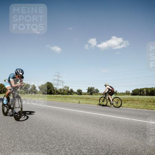 07.09.2025 - 19. Norderstedt Triathlon Michael Burmester http://msf.ph/oto/8853698 07.09.2025 14:49:46 Radfahren 443 meine-sportfotos.de