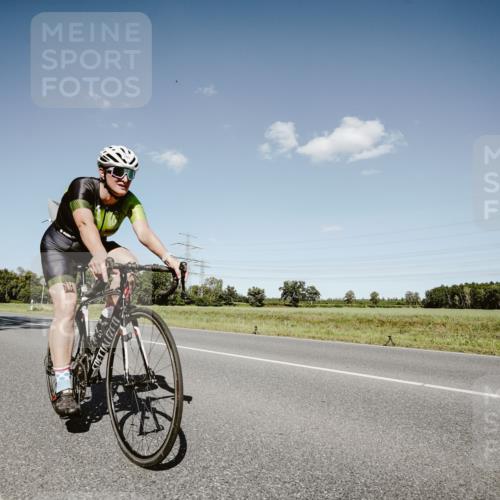 07.09.2025 - 19. Norderstedt Triathlon Michael Burmester http://msf.ph/oto/8853712 07.09.2025 14:50:06 Radfahren 1482 meine-sportfotos.de