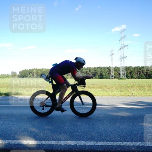 07.09.2025 - 19. Norderstedt Triathlon Michael Burmester http://msf.ph/oto/8853715 07.09.2025 16:05:06 Radfahren 548, 549, 935, 955, 1093, 1096, 1539 meine-sportfotos.de