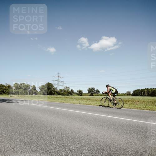 07.09.2025 - 19. Norderstedt Triathlon Michael Burmester http://msf.ph/oto/8853730 07.09.2025 14:50:23 Radfahren 363, 476, 1431, 1470 meine-sportfotos.de
