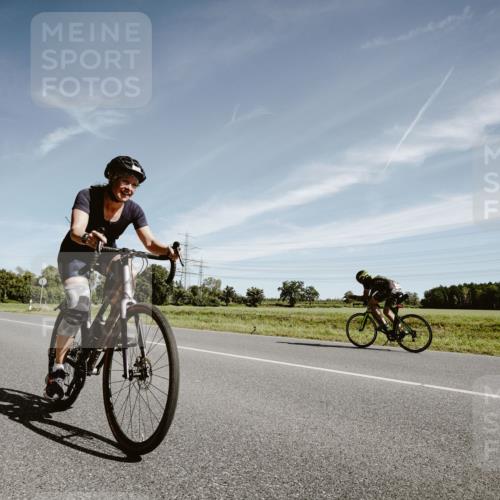 07.09.2025 - 19. Norderstedt Triathlon Michael Burmester http://msf.ph/oto/8853750 07.09.2025 11:53:23 Radfahren 286, 800 meine-sportfotos.de