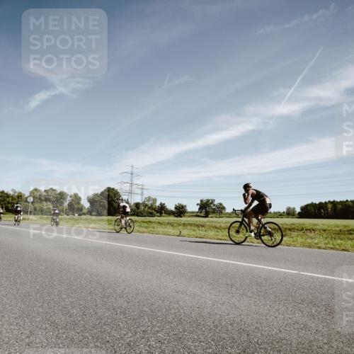07.09.2025 - 19. Norderstedt Triathlon Michael Burmester http://msf.ph/oto/8853758 07.09.2025 11:53:26 Radfahren 286 meine-sportfotos.de