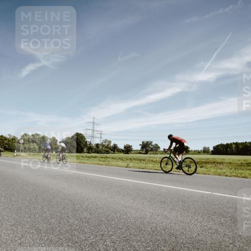 07.09.2025 - 19. Norderstedt Triathlon Michael Burmester http://msf.ph/oto/8853770 07.09.2025 11:53:35 Radfahren  meine-sportfotos.de