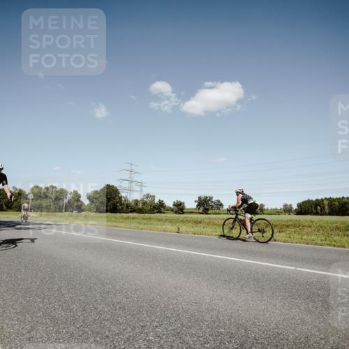 07.09.2025 - 19. Norderstedt Triathlon Michael Burmester http://msf.ph/oto/8853772 07.09.2025 14:51:03 Radfahren 478 meine-sportfotos.de
