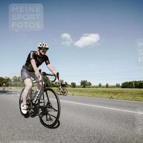 07.09.2025 - 19. Norderstedt Triathlon Michael Burmester http://msf.ph/oto/8853775 07.09.2025 14:51:03 Radfahren 478 meine-sportfotos.de