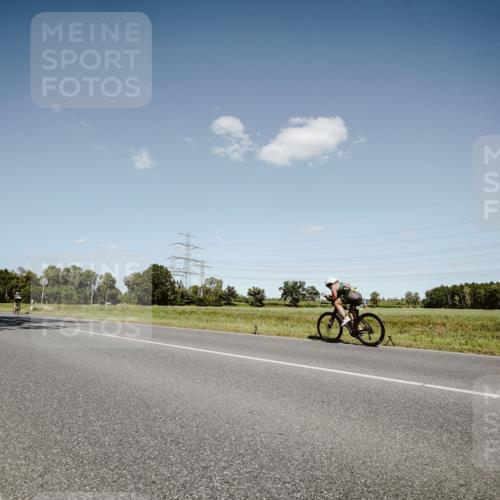 07.09.2025 - 19. Norderstedt Triathlon Michael Burmester http://msf.ph/oto/8853779 07.09.2025 14:51:06 Radfahren 399, 478 meine-sportfotos.de