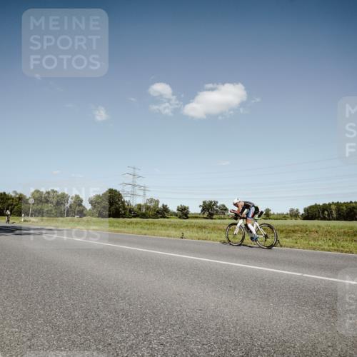 07.09.2025 - 19. Norderstedt Triathlon Michael Burmester http://msf.ph/oto/8853783 07.09.2025 14:51:09 Radfahren 399, 466 meine-sportfotos.de