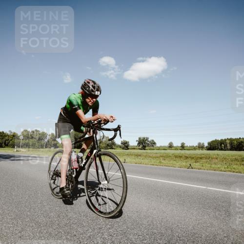 07.09.2025 - 19. Norderstedt Triathlon Michael Burmester http://msf.ph/oto/8853788 07.09.2025 14:51:15 Radfahren 466, 467 meine-sportfotos.de