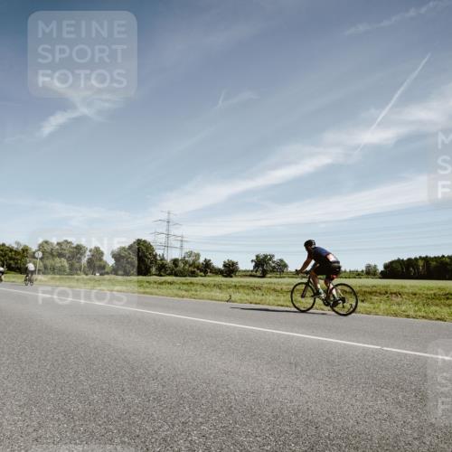 07.09.2025 - 19. Norderstedt Triathlon Michael Burmester http://msf.ph/oto/8853789 07.09.2025 11:53:54 Radfahren  meine-sportfotos.de
