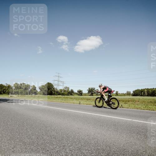 07.09.2025 - 19. Norderstedt Triathlon Michael Burmester http://msf.ph/oto/8853795 07.09.2025 14:51:37 Radfahren 441 meine-sportfotos.de