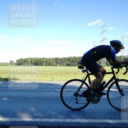 07.09.2025 - 19. Norderstedt Triathlon Michael Burmester http://msf.ph/oto/8853840 07.09.2025 16:05:51 Radfahren 902, 1460, 1573 meine-sportfotos.de