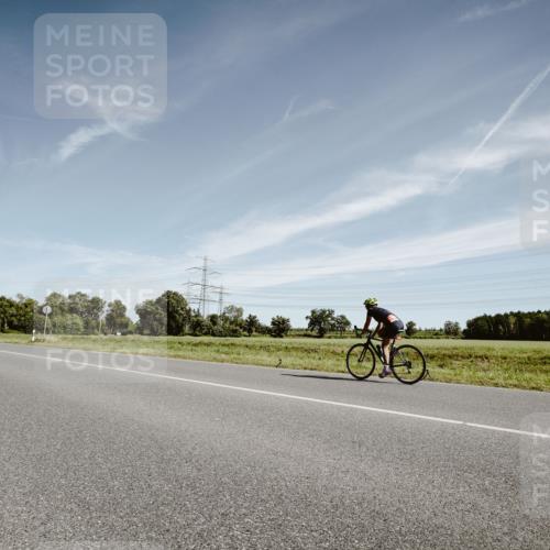 07.09.2025 - 19. Norderstedt Triathlon Michael Burmester http://msf.ph/oto/8853849 07.09.2025 11:54:40 Radfahren 741, 1371 meine-sportfotos.de