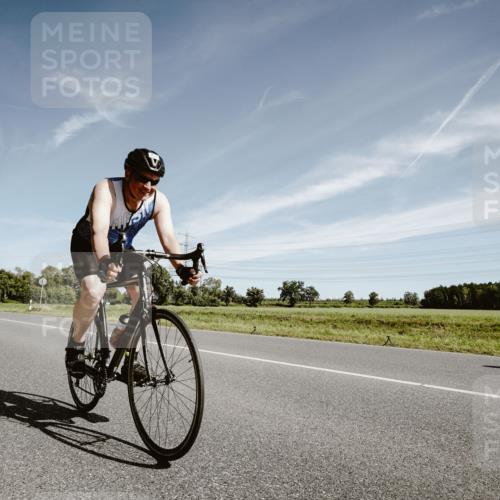 07.09.2025 - 19. Norderstedt Triathlon Michael Burmester http://msf.ph/oto/8853853 07.09.2025 11:54:41 Radfahren 741, 1371 meine-sportfotos.de