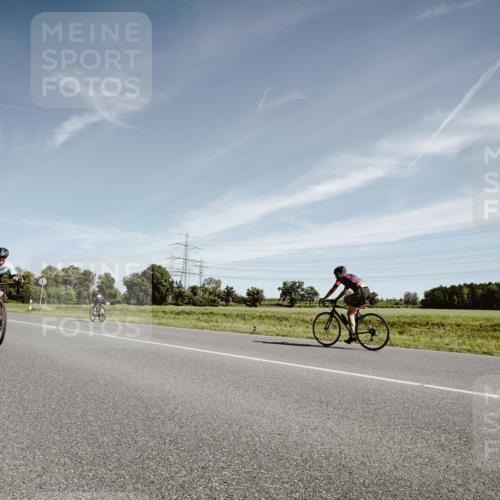 07.09.2025 - 19. Norderstedt Triathlon Michael Burmester http://msf.ph/oto/8853856 07.09.2025 11:54:41 Radfahren 741, 1371 meine-sportfotos.de
