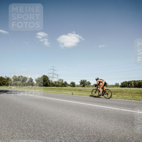07.09.2025 - 19. Norderstedt Triathlon Michael Burmester http://msf.ph/oto/8853857 07.09.2025 14:52:34 Radfahren  meine-sportfotos.de