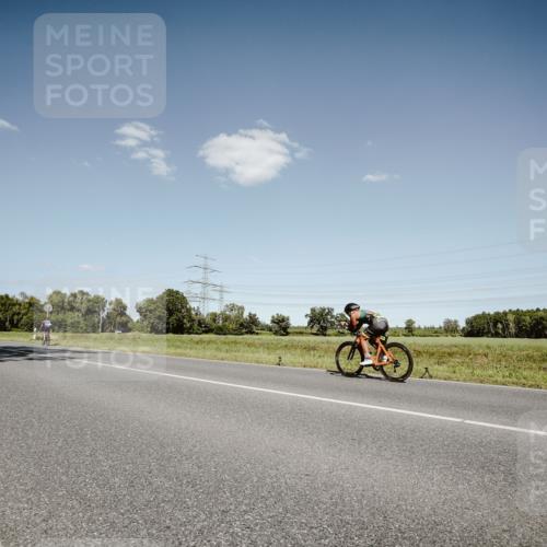 07.09.2025 - 19. Norderstedt Triathlon Michael Burmester http://msf.ph/oto/8853870 07.09.2025 14:52:56 Radfahren 444, 1488 meine-sportfotos.de