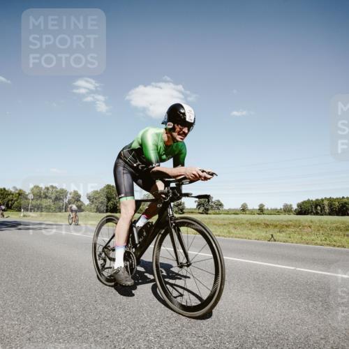 07.09.2025 - 19. Norderstedt Triathlon Michael Burmester http://msf.ph/oto/8853874 07.09.2025 14:52:58 Radfahren 444, 1466, 1488 meine-sportfotos.de