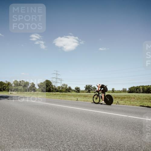 07.09.2025 - 19. Norderstedt Triathlon Michael Burmester http://msf.ph/oto/8853884 07.09.2025 14:53:03 Radfahren 1466 meine-sportfotos.de