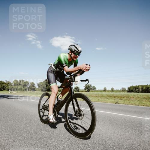 07.09.2025 - 19. Norderstedt Triathlon Michael Burmester http://msf.ph/oto/8853906 07.09.2025 14:53:17 Radfahren 1483, 1491 meine-sportfotos.de