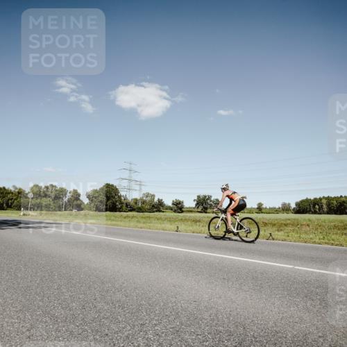 07.09.2025 - 19. Norderstedt Triathlon Michael Burmester http://msf.ph/oto/8853912 07.09.2025 14:53:25 Radfahren  meine-sportfotos.de