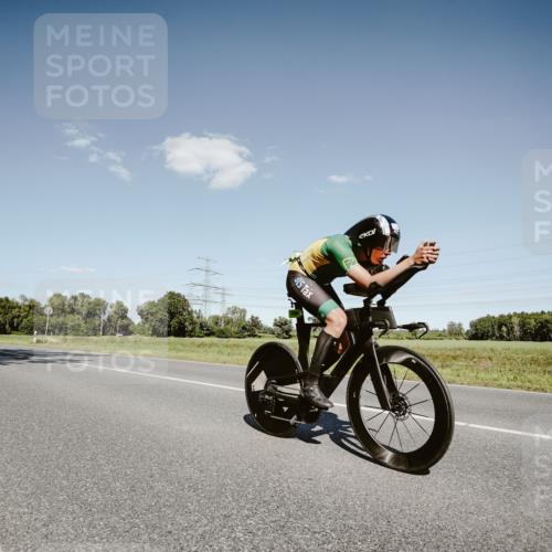07.09.2025 - 19. Norderstedt Triathlon Michael Burmester http://msf.ph/oto/8853933 07.09.2025 14:53:49 Radfahren 373, 448, 1416, 1493, 1505 meine-sportfotos.de