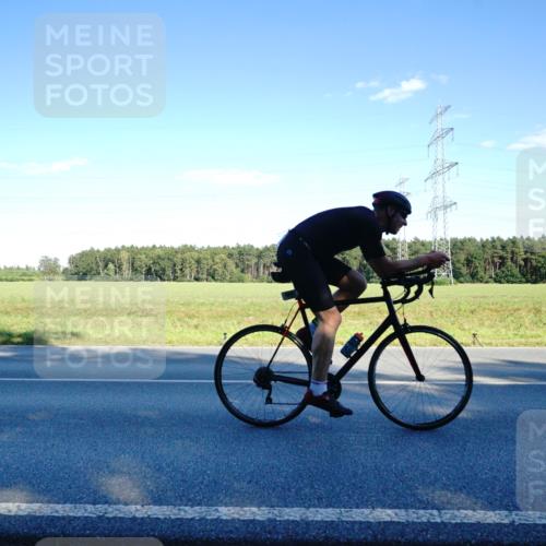 07.09.2025 - 19. Norderstedt Triathlon Michael Burmester http://msf.ph/oto/8853939 07.09.2025 16:07:02 Radfahren 950, 1400, 1418, 1602 meine-sportfotos.de