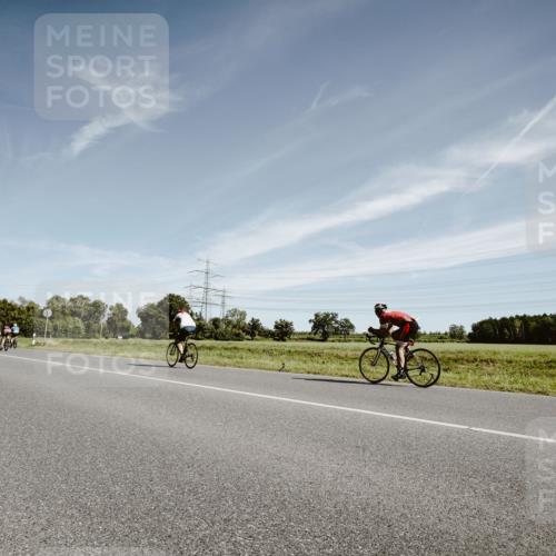 07.09.2025 - 19. Norderstedt Triathlon Michael Burmester http://msf.ph/oto/8853941 07.09.2025 11:55:35 Radfahren 226 meine-sportfotos.de