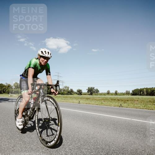 07.09.2025 - 19. Norderstedt Triathlon Michael Burmester http://msf.ph/oto/8853943 07.09.2025 14:53:52 Radfahren 448, 1000, 1493, 1505 meine-sportfotos.de