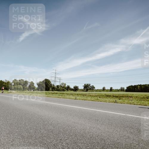 07.09.2025 - 19. Norderstedt Triathlon Michael Burmester http://msf.ph/oto/8853948 07.09.2025 11:55:38 Radfahren 226, 1282 meine-sportfotos.de