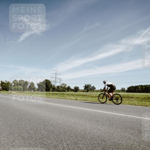 07.09.2025 - 19. Norderstedt Triathlon Michael Burmester http://msf.ph/oto/8853952 07.09.2025 11:55:39 Radfahren 1282 meine-sportfotos.de