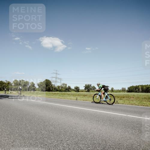 07.09.2025 - 19. Norderstedt Triathlon Michael Burmester http://msf.ph/oto/8853968 07.09.2025 14:54:09 Radfahren 427 meine-sportfotos.de