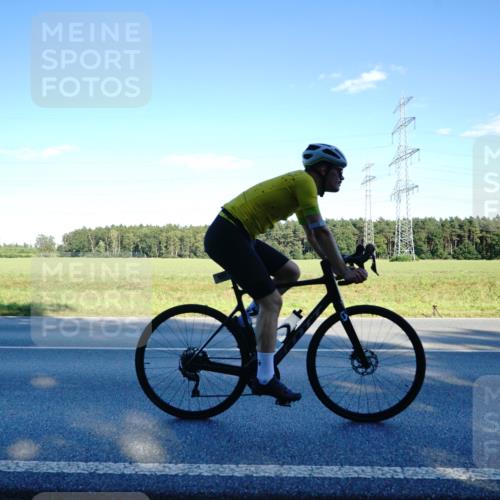 07.09.2025 - 19. Norderstedt Triathlon Michael Burmester http://msf.ph/oto/8853975 07.09.2025 16:07:13 Radfahren 937, 952, 1523, 1551, 1589, 1616 meine-sportfotos.de