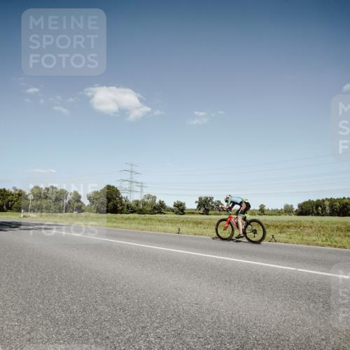 07.09.2025 - 19. Norderstedt Triathlon Michael Burmester http://msf.ph/oto/8853979 07.09.2025 14:54:20 Radfahren 963, 1012 meine-sportfotos.de