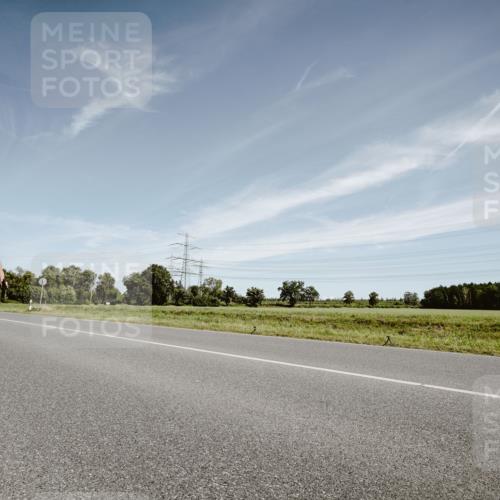 07.09.2025 - 19. Norderstedt Triathlon Michael Burmester http://msf.ph/oto/8853981 07.09.2025 11:56:11 Radfahren 823 meine-sportfotos.de