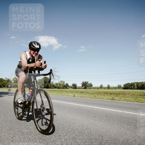 07.09.2025 - 19. Norderstedt Triathlon Michael Burmester http://msf.ph/oto/8853983 07.09.2025 14:54:23 Radfahren 963, 1012 meine-sportfotos.de