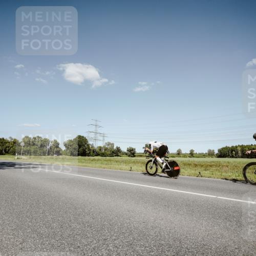 07.09.2025 - 19. Norderstedt Triathlon Michael Burmester http://msf.ph/oto/8853996 07.09.2025 14:54:31 Radfahren 452 meine-sportfotos.de