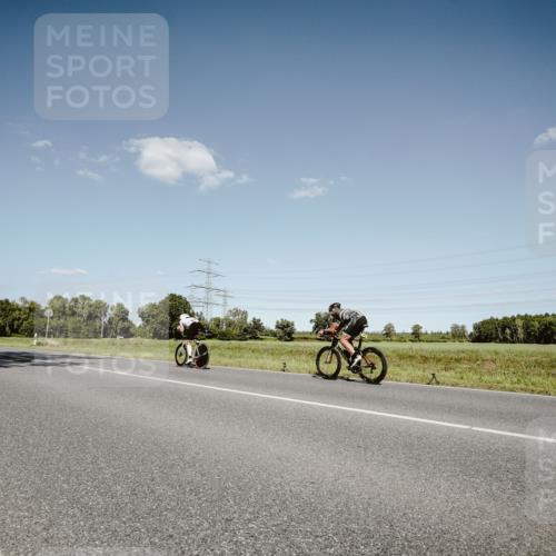 07.09.2025 - 19. Norderstedt Triathlon Michael Burmester http://msf.ph/oto/8853998 07.09.2025 14:54:31 Radfahren 452 meine-sportfotos.de