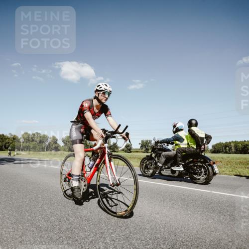 07.09.2025 - 19. Norderstedt Triathlon Michael Burmester http://msf.ph/oto/8854008 07.09.2025 14:54:37 Radfahren 391, 437, 474, 1503 meine-sportfotos.de