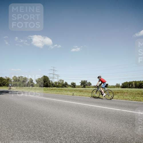 07.09.2025 - 19. Norderstedt Triathlon Michael Burmester http://msf.ph/oto/8854018 07.09.2025 14:54:52 Radfahren  meine-sportfotos.de