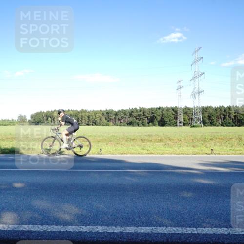 07.09.2025 - 19. Norderstedt Triathlon Michael Burmester http://msf.ph/oto/8854026 07.09.2025 16:07:43 Radfahren 483, 930, 1452, 1621 meine-sportfotos.de