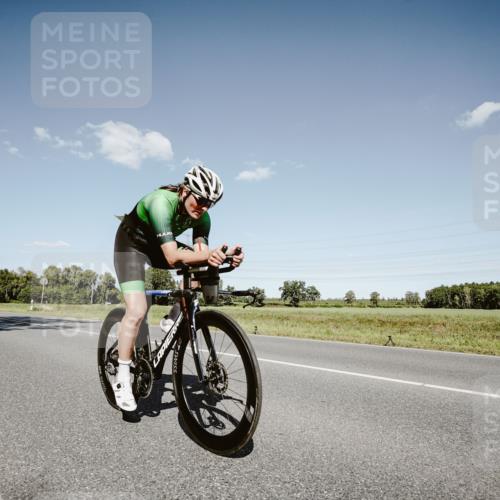 07.09.2025 - 19. Norderstedt Triathlon Michael Burmester http://msf.ph/oto/8854037 07.09.2025 14:55:11 Radfahren 1495 meine-sportfotos.de