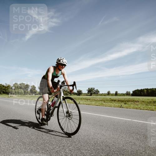 07.09.2025 - 19. Norderstedt Triathlon Michael Burmester http://msf.ph/oto/8854049 07.09.2025 11:56:56 Radfahren 148 meine-sportfotos.de